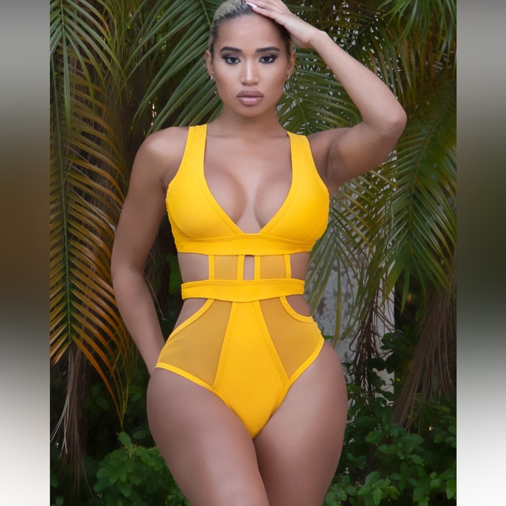 Matte Collection - Eliseo One Piece